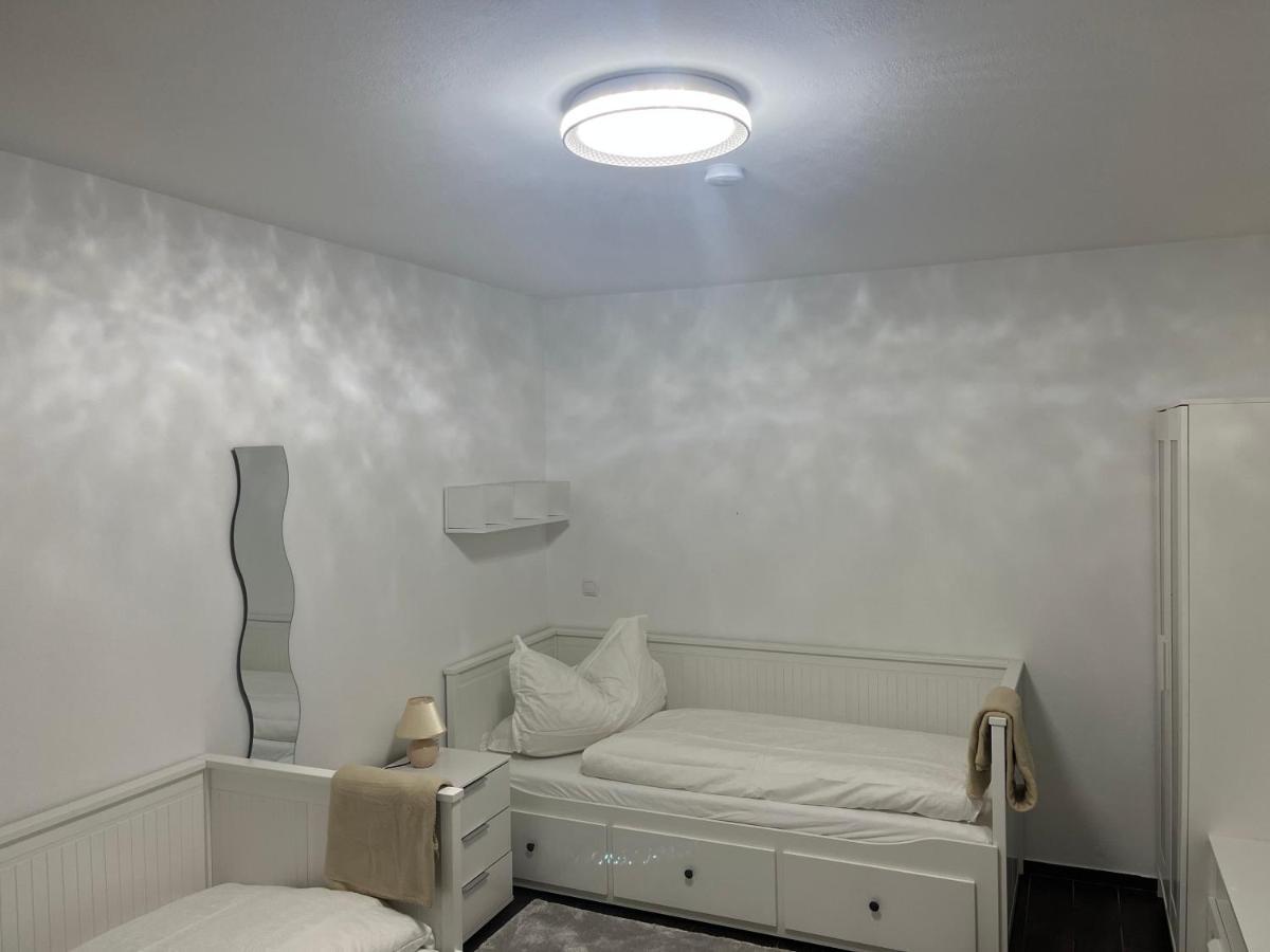 Bibis Ferienwohnung Мюнхен Екстер'єр фото